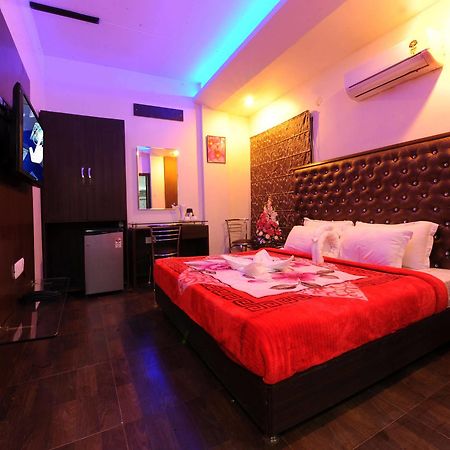 Hotel Pearl Inn & Suites Amritsar Zewnętrze zdjęcie