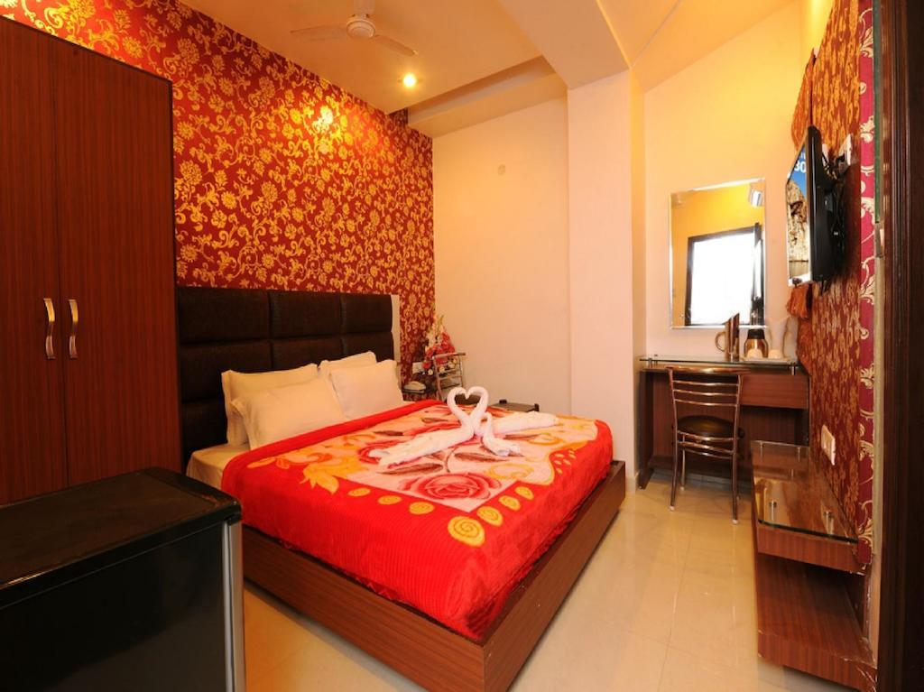 Hotel Pearl Inn & Suites Amritsar Pokój zdjęcie