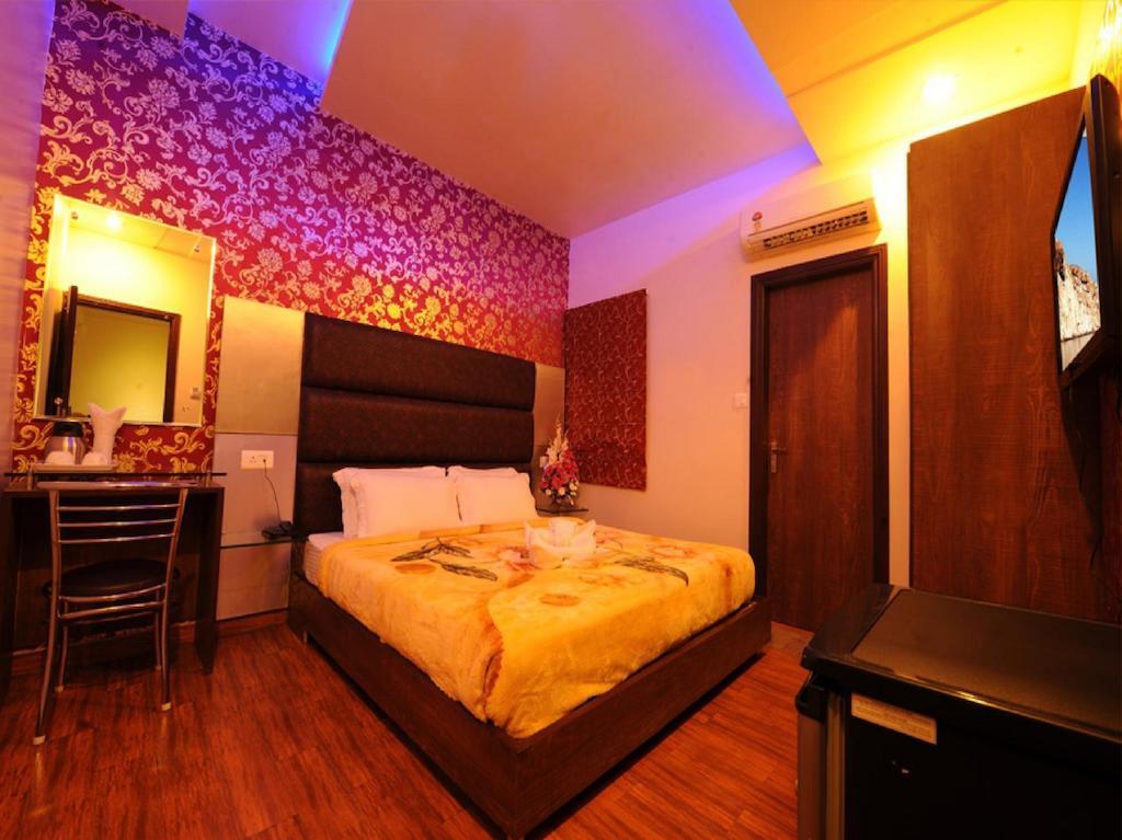 Hotel Pearl Inn & Suites Amritsar Pokój zdjęcie