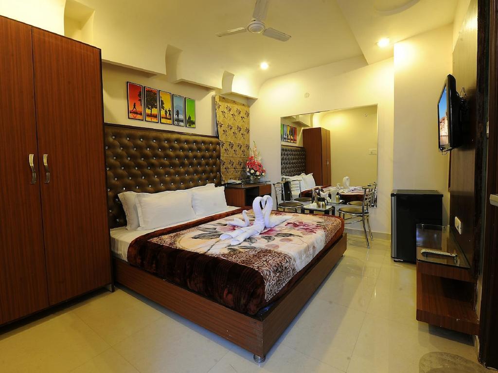 Hotel Pearl Inn & Suites Amritsar Pokój zdjęcie