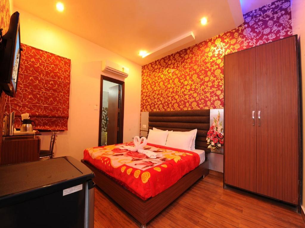 Hotel Pearl Inn & Suites Amritsar Zewnętrze zdjęcie