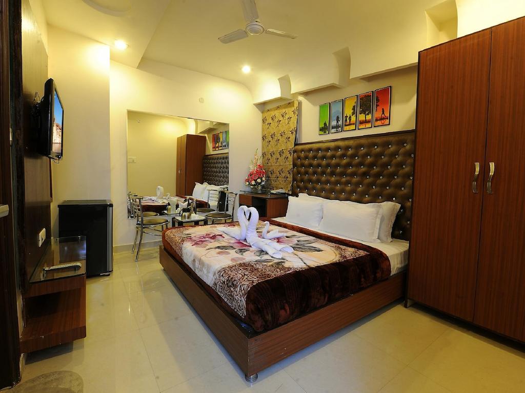 Hotel Pearl Inn & Suites Amritsar Zewnętrze zdjęcie