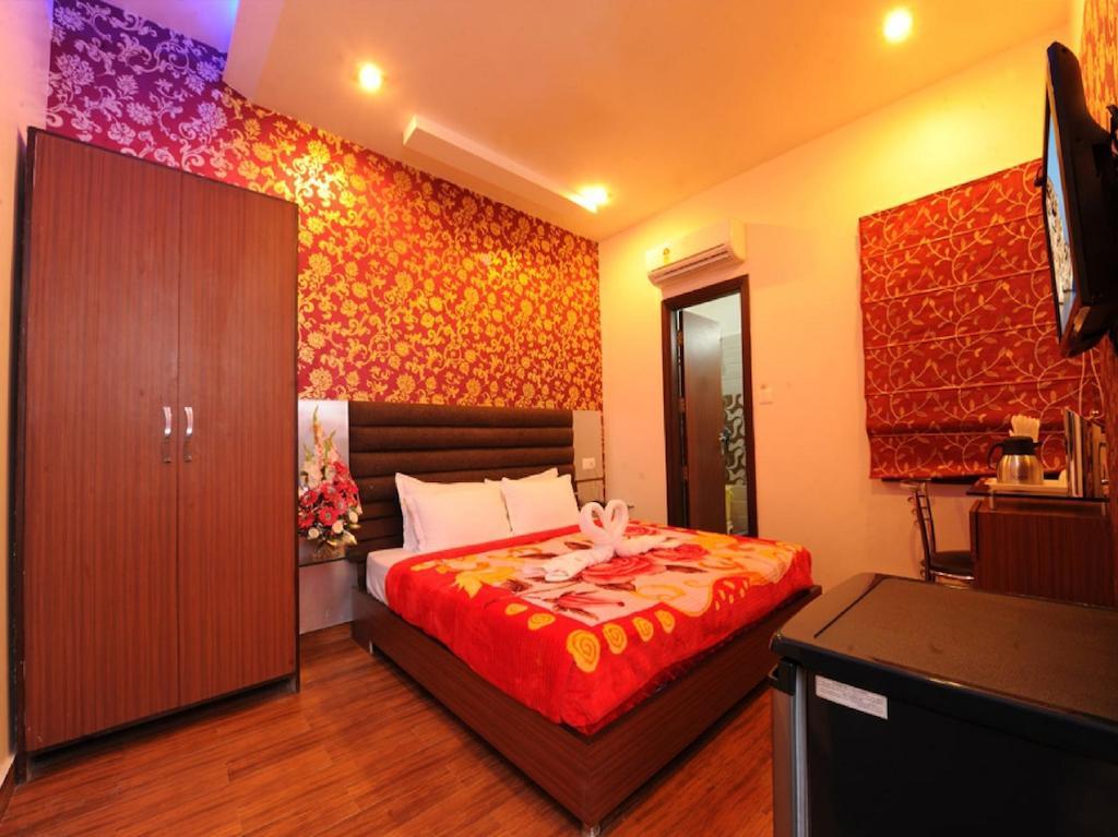 Hotel Pearl Inn & Suites Amritsar Zewnętrze zdjęcie