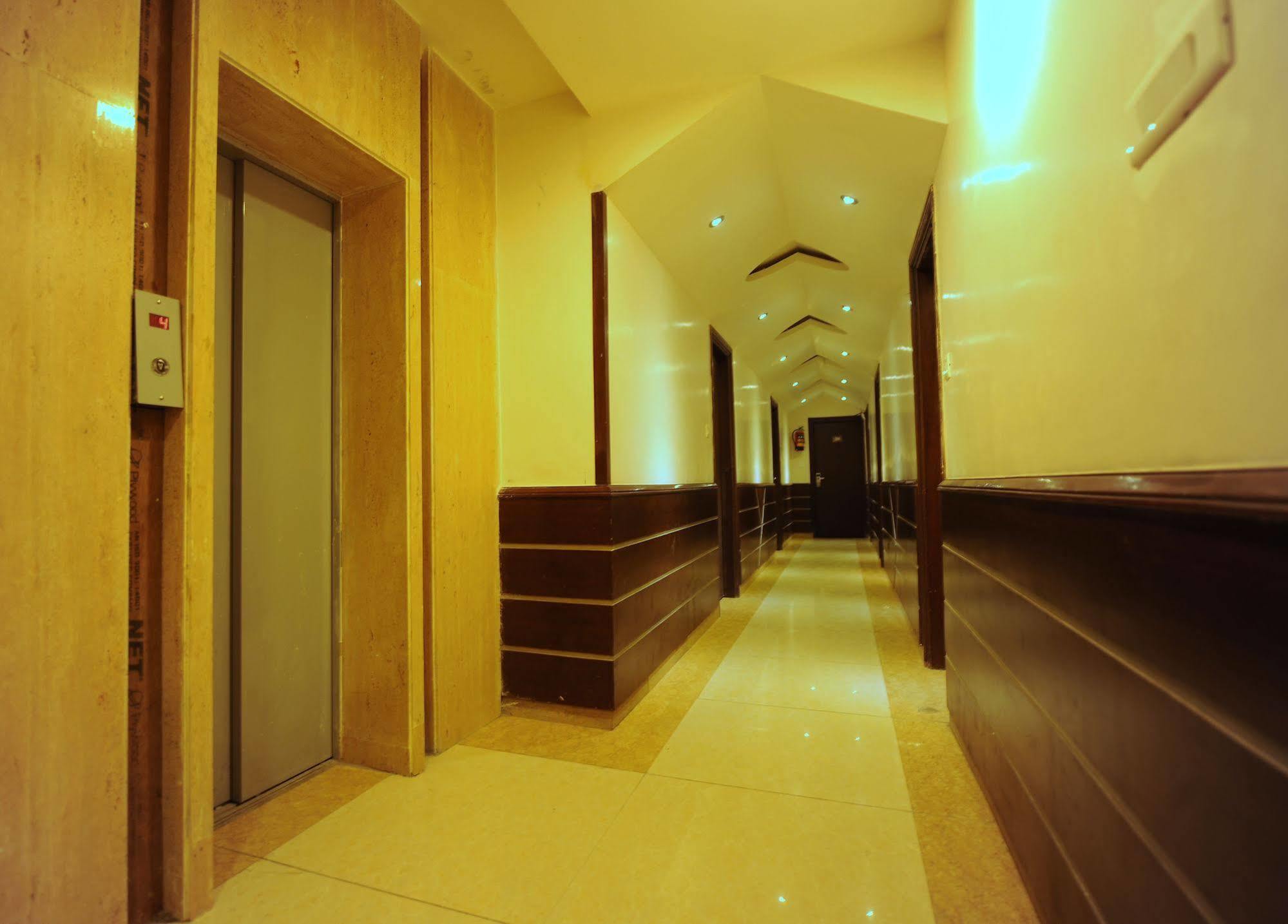 Hotel Pearl Inn & Suites Amritsar Zewnętrze zdjęcie
