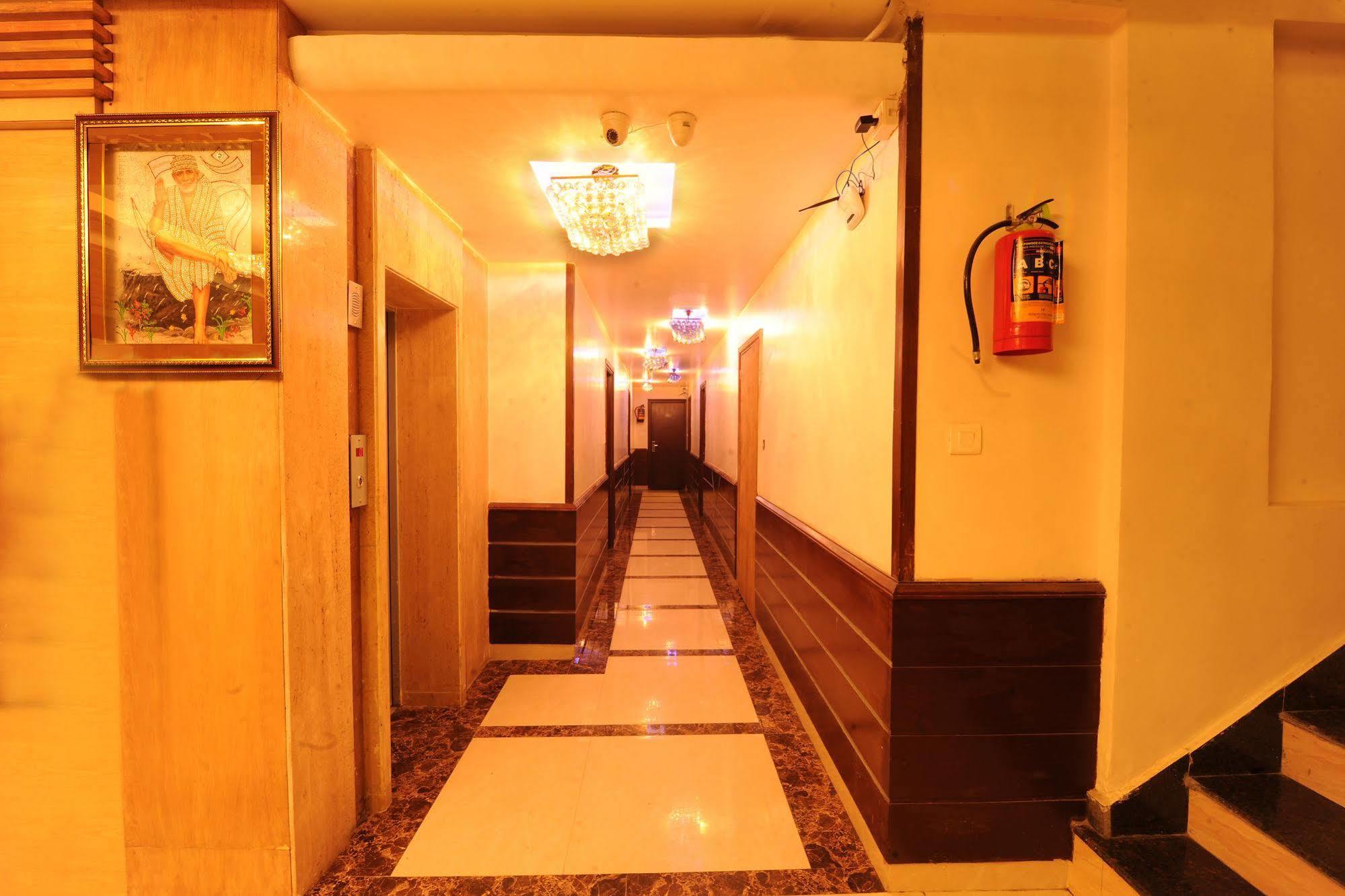 Hotel Pearl Inn & Suites Amritsar Zewnętrze zdjęcie